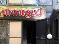 Bir Türk restoranı daha kundaklandı