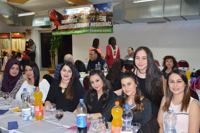 22.İsviçre Çamköylüler Yardımlaşma Derneği Gecesi 8