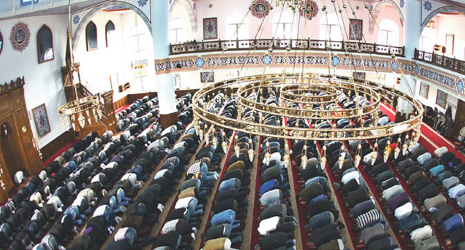 CAMİ VE İMAMLARA….